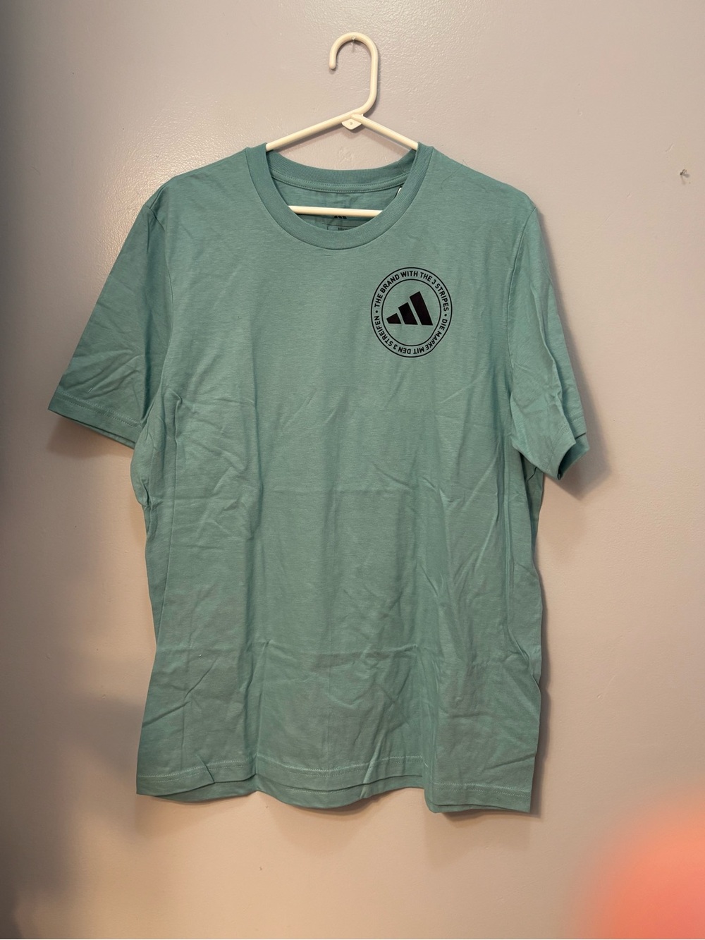 Adidas Men’s M Collegiate Graphic T-Shirt Mint Ton Size Large NWT